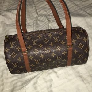 Luis Vuitton small purse